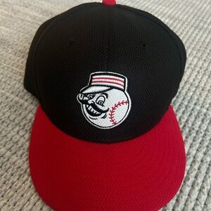 New! Cincinnati Reds New Era Authentic Fitted Baseball Cap - Size 7 1/2